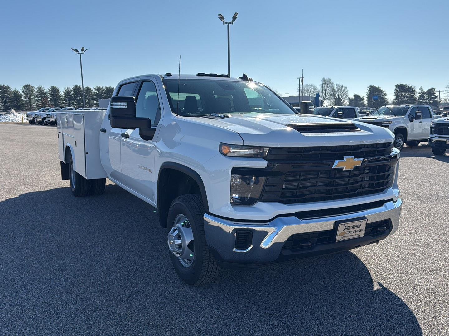 New 2026 Summit White Chevrolet Work Truck image 3