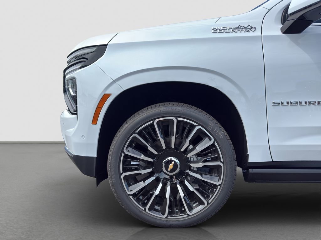2026 Chevrolet Suburban High Country - Photo 16