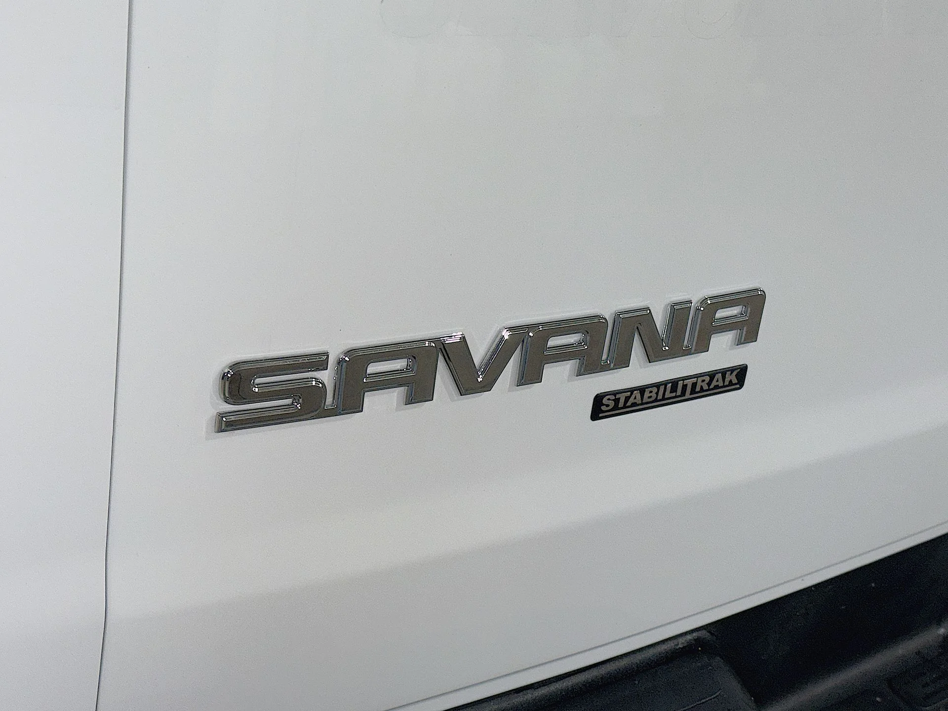 Used 2016 SUMMIT WHITE GMC Work Van image 26