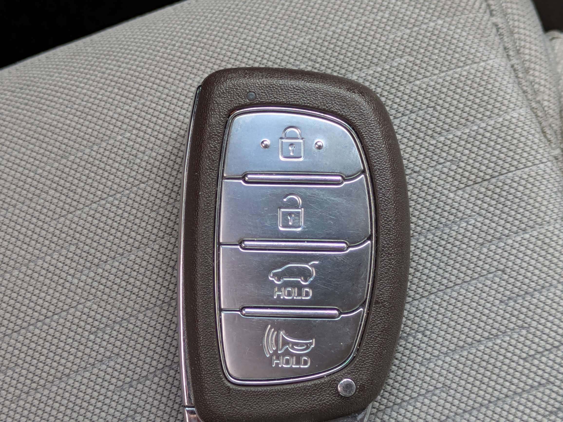 Used 2019 Black Noir Pearl Hyundai Value image 36