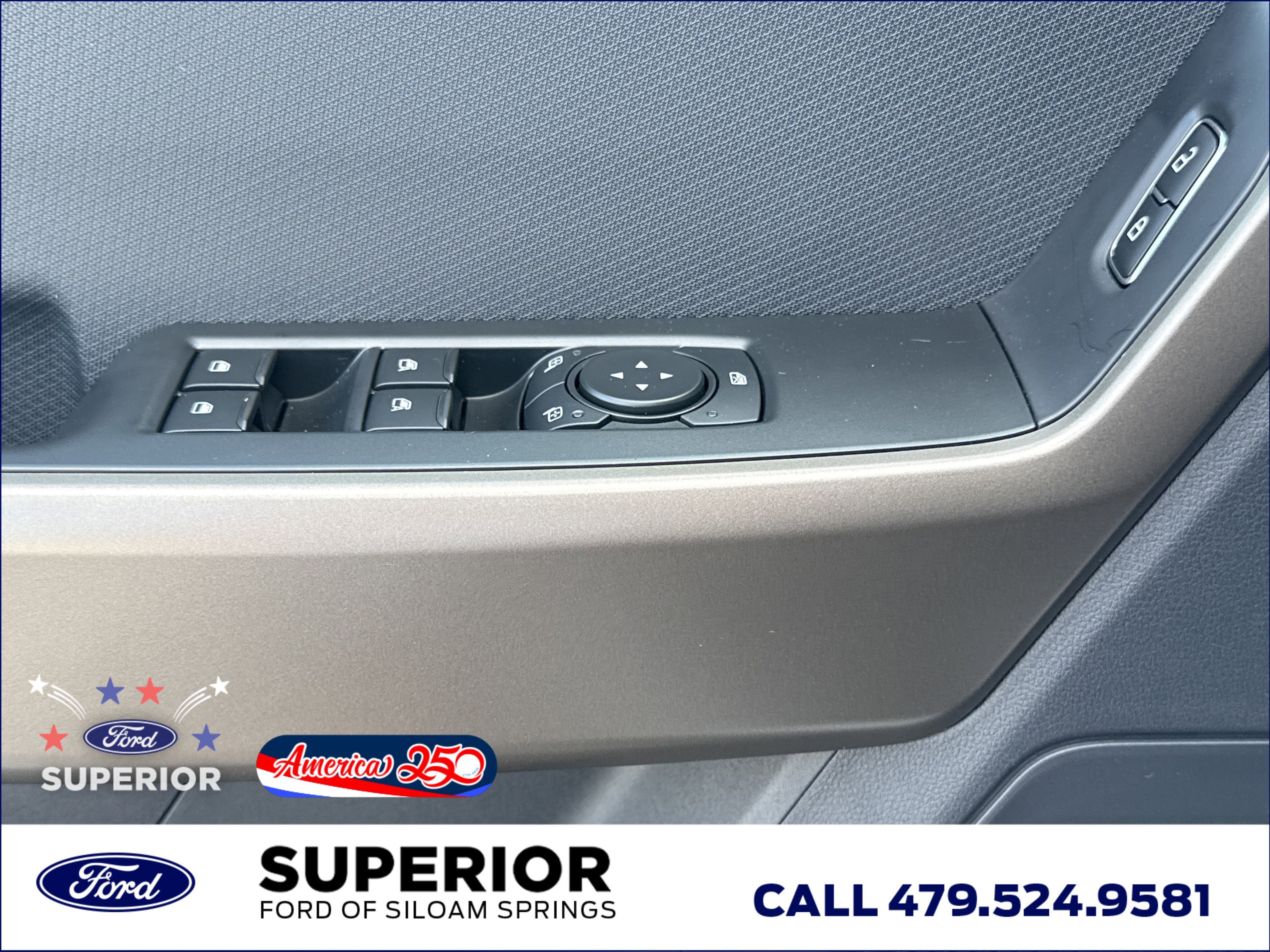 New 2026 Oxford White Ford STX 4WD image 15