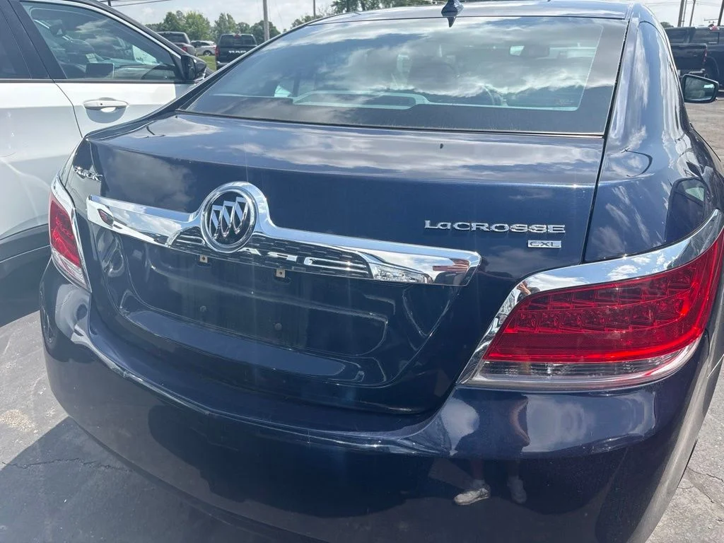 Used 2011 Blue Buick CXL image 4