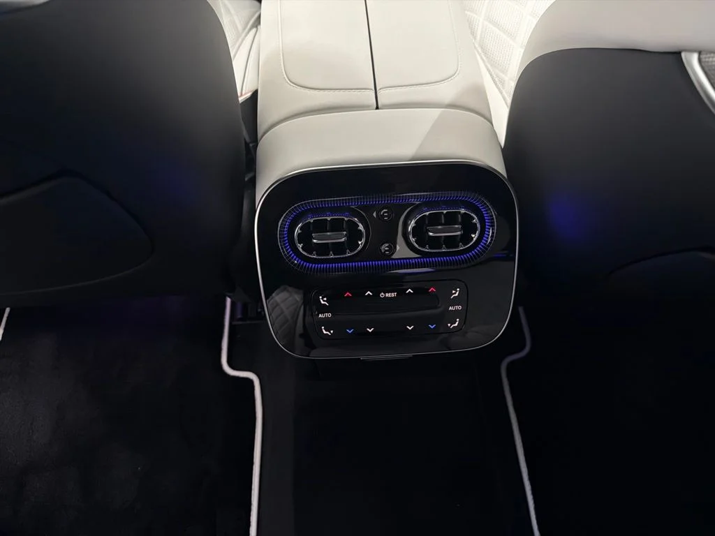 New 2027 Black Mercedes-Benz S 580 image 23