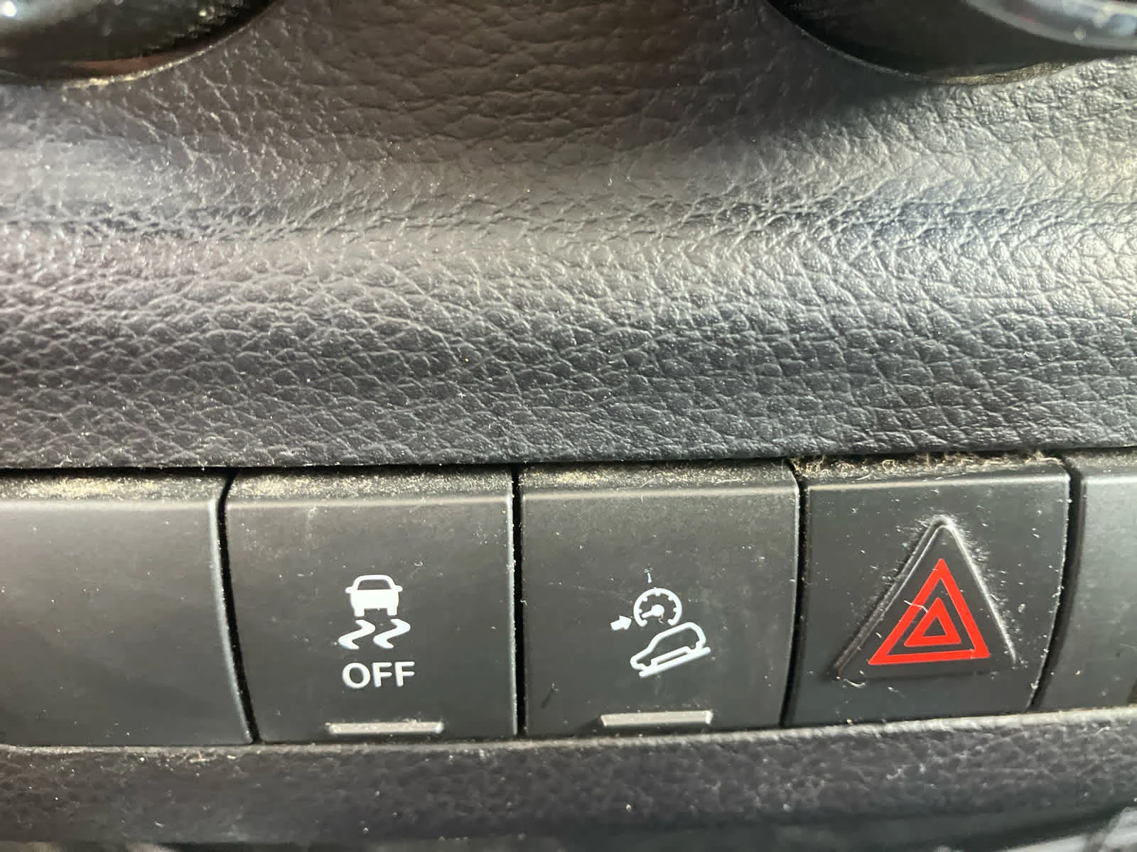 Used 2016 Bright White Clearcoat Jeep Sport image 24