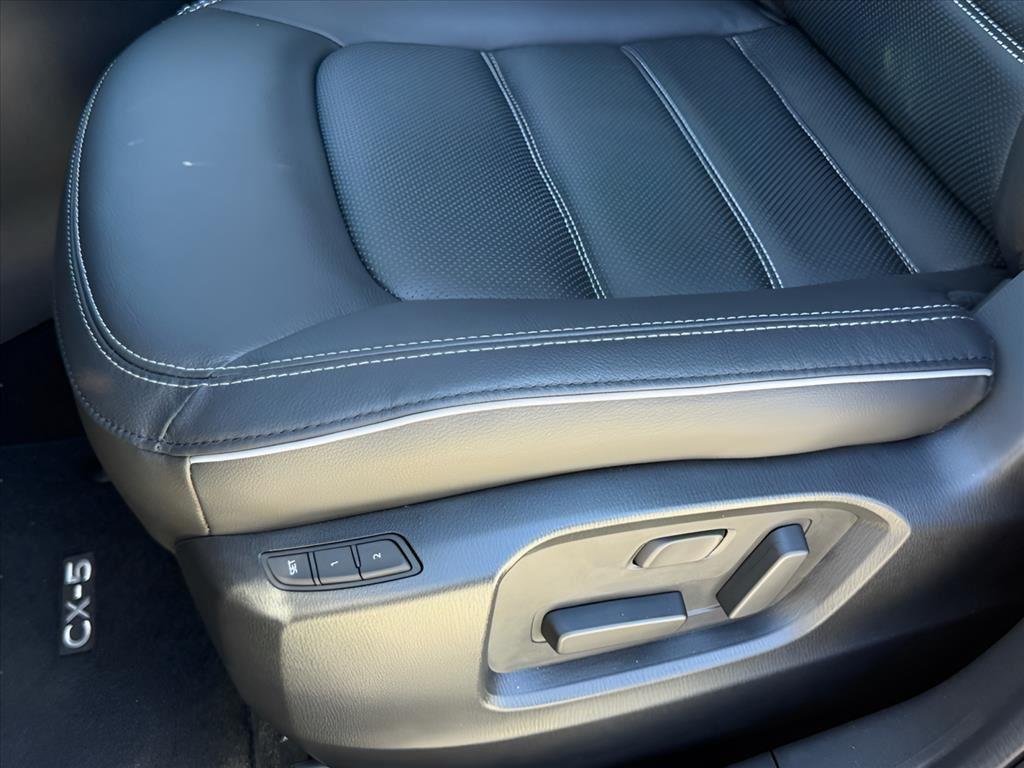 2025 Mazda CX-5 S Preferred package - Photo 20
