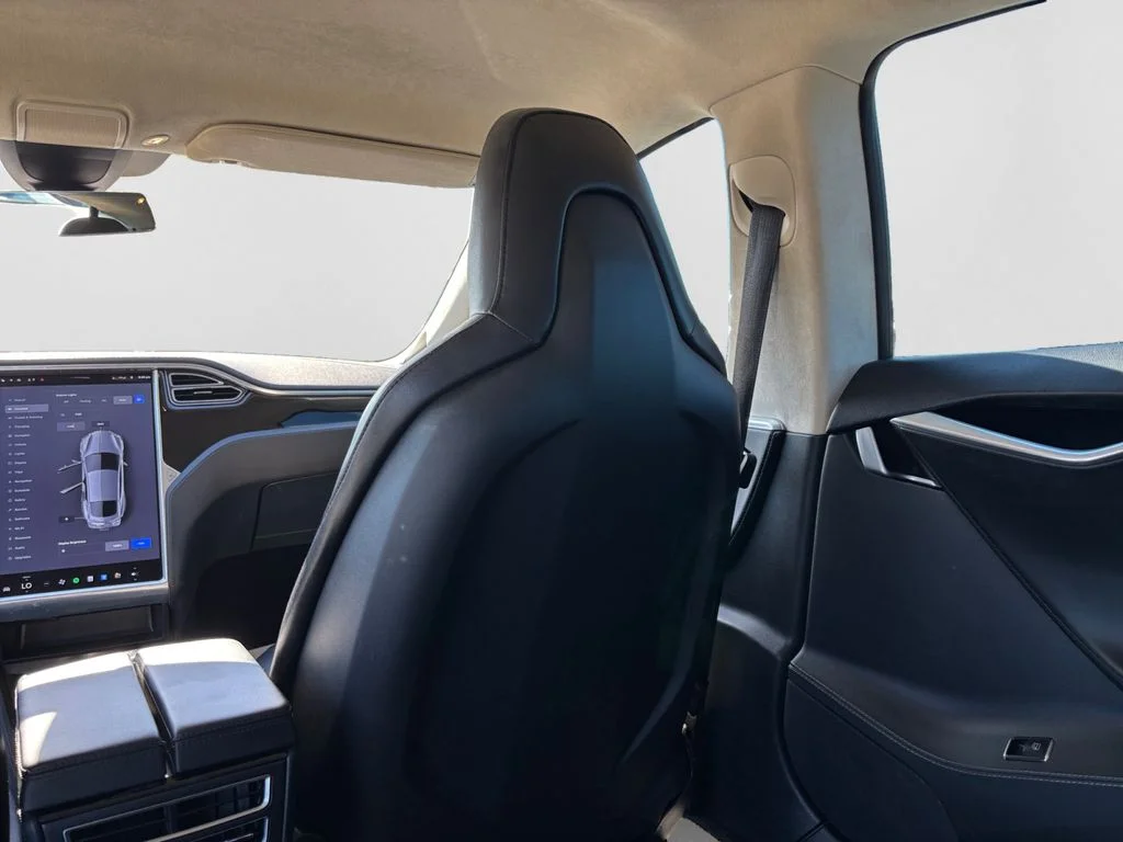 Used 2015 Gray Tesla 70D image 34