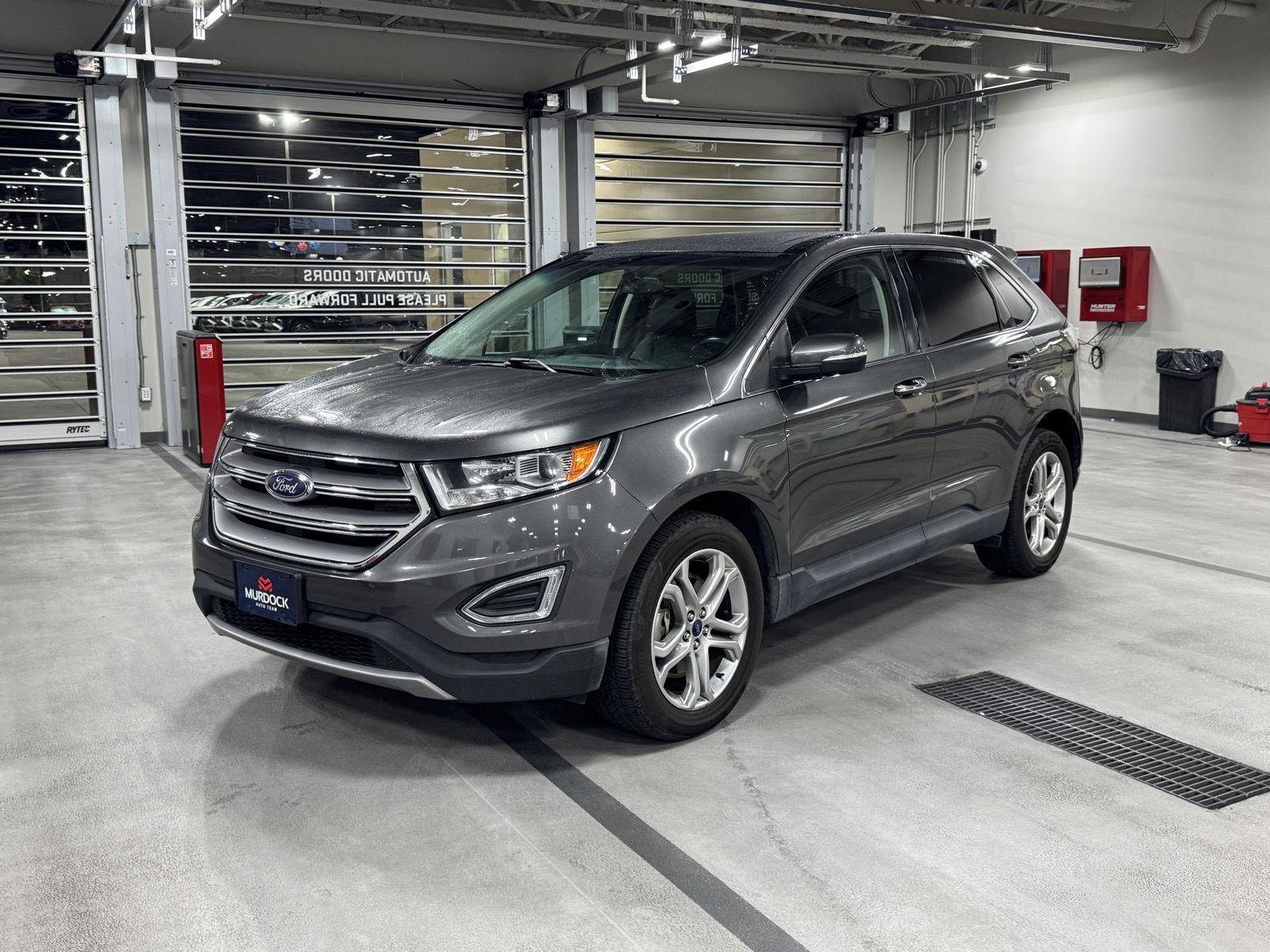 2017 Ford Edge Titanium - Photo 16