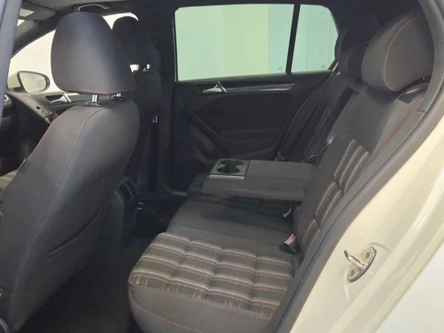 Used 2014 White Volkswagen Wolfsburg Edition image 13