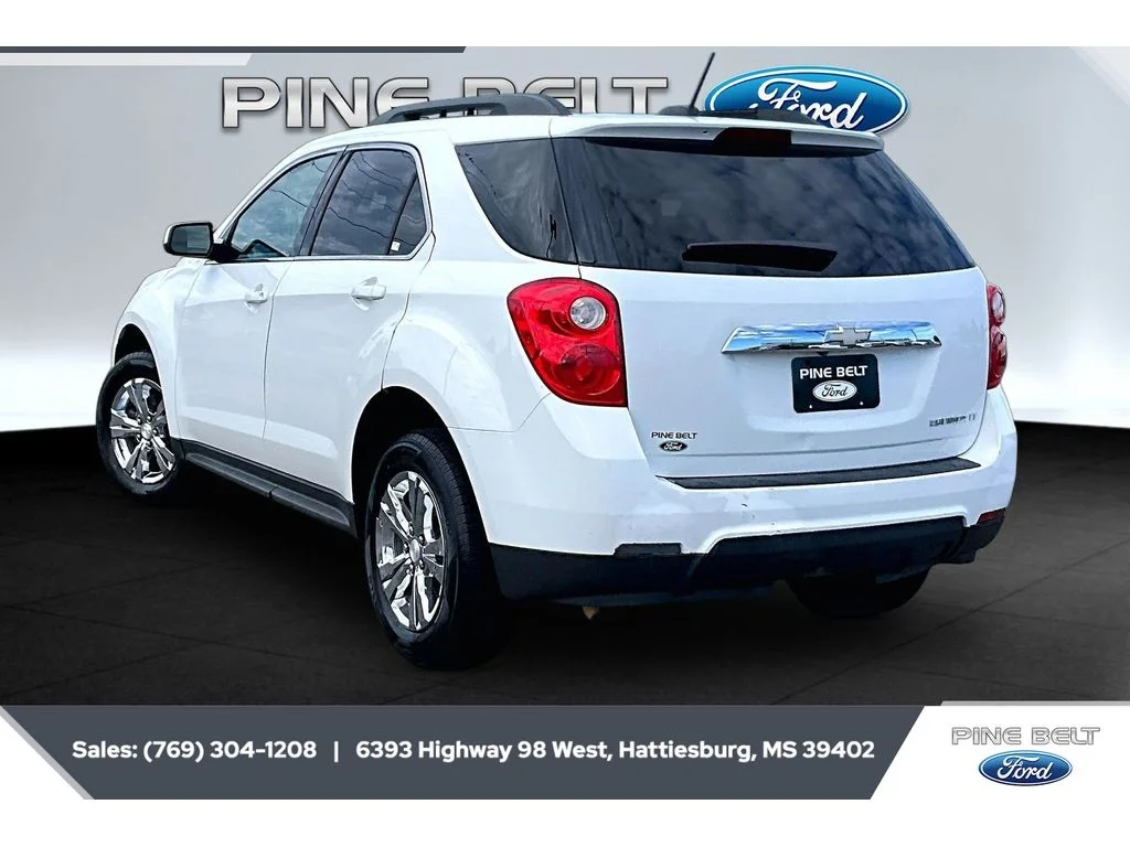 Used 2015 Summit White Chevrolet LT image 2