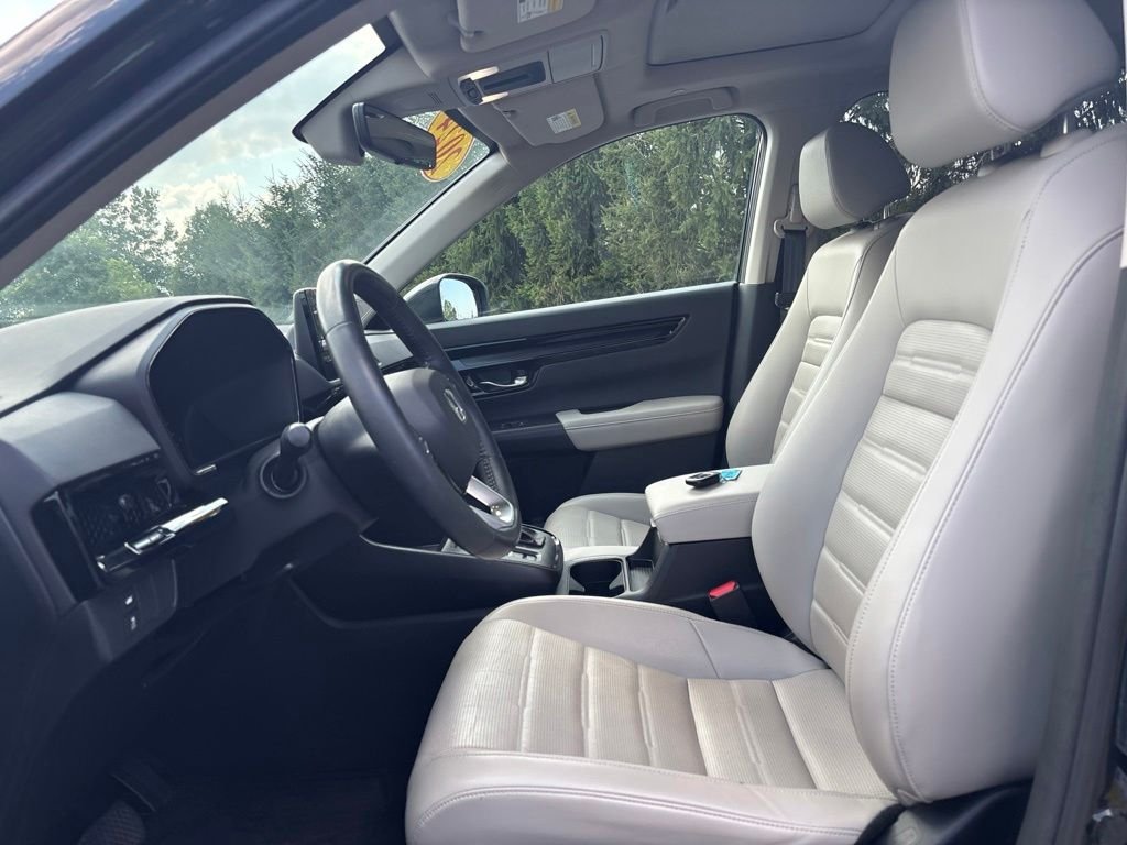 Used 2024  Honda EX-L image 10