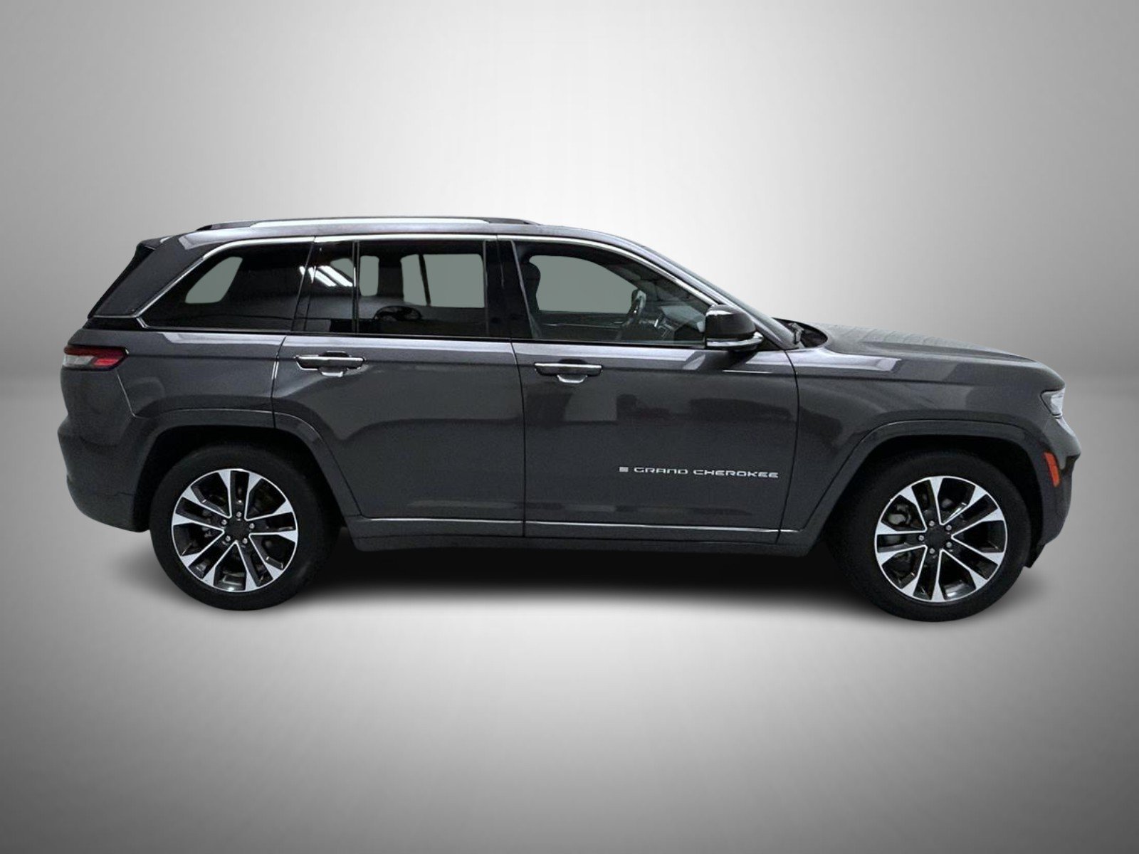 Used 2023 Gray Jeep Overland image 4