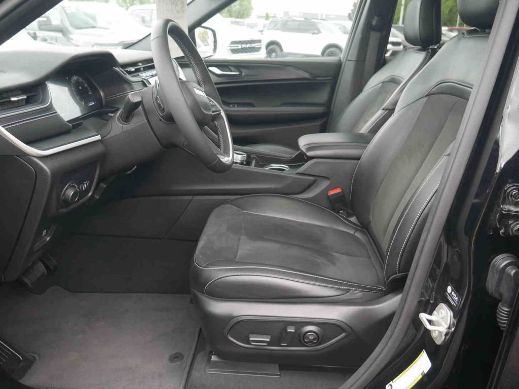 Certified Used 2024 Black Jeep Altitude X image 22
