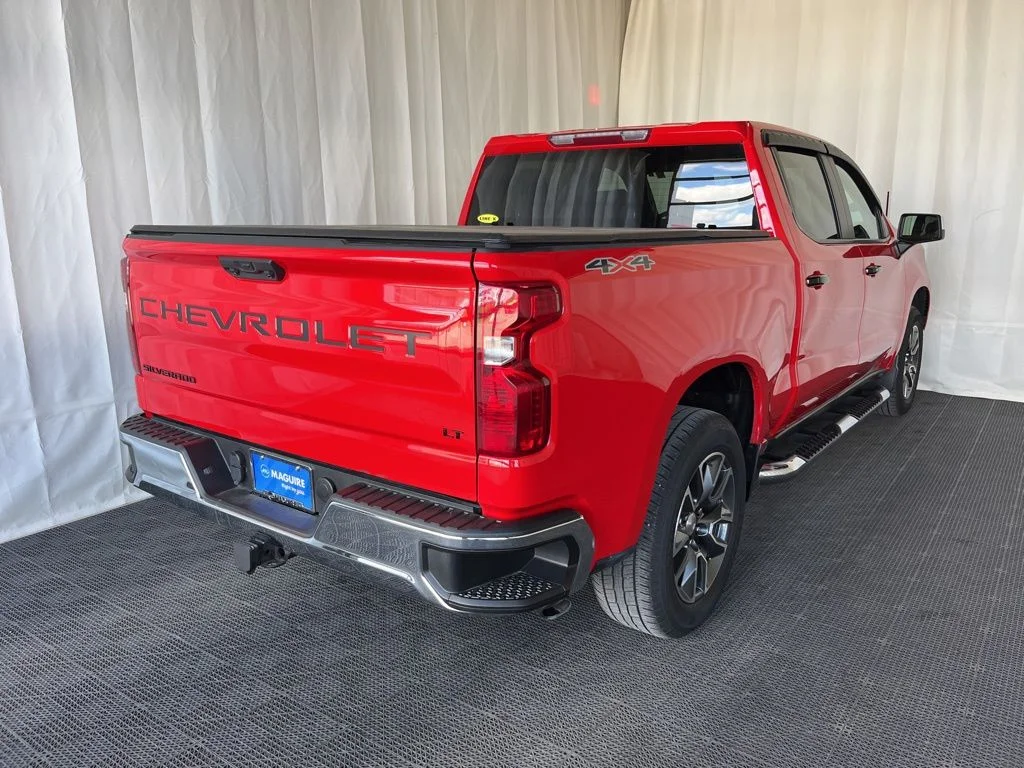 Used 2024 Red Chevrolet LT image 22