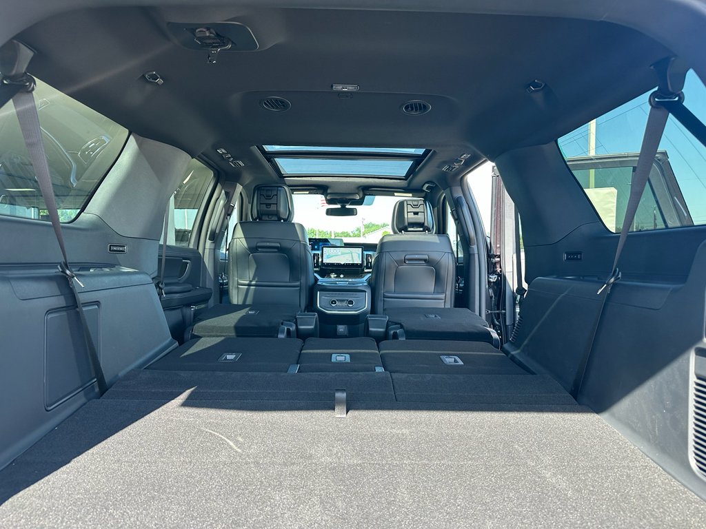 New 2026 Dark Matter Gray Metallic Ford MAX Platinum® image 37
