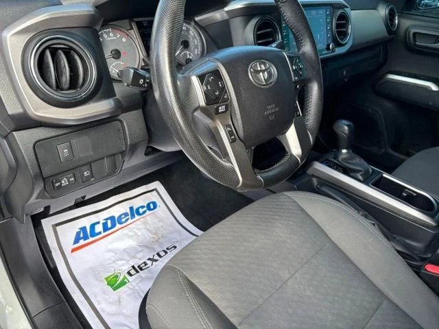 Used 2021 White Toyota SR5 image 12