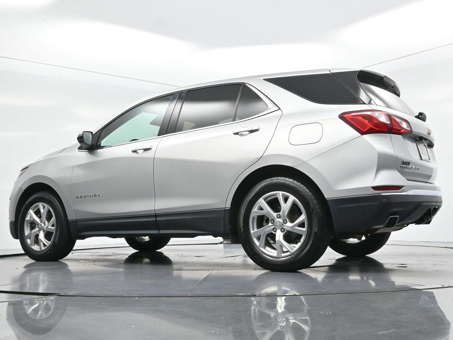 Used 2018 Silver Ice Metallic Chevrolet LT image 46