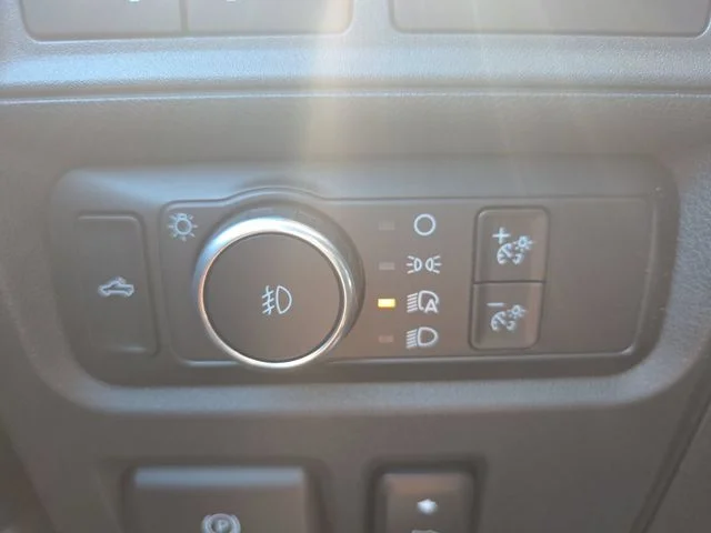 Used 2021 Blue Ford Lariat image 26