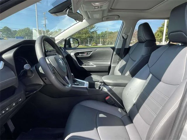 2023 Toyota RAV4 XLE Premium - Photo 17