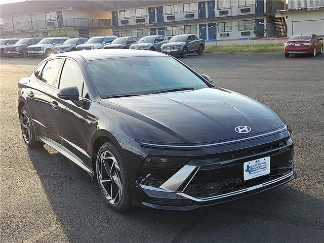New 2026 Carbon Blue Hyundai SEL Sport image 6