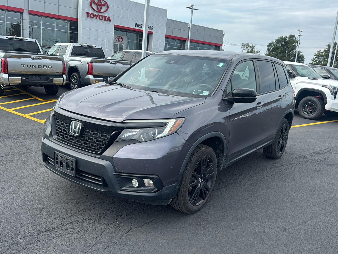 Used 2019 Modern Steel Metallic Honda Sport image 3