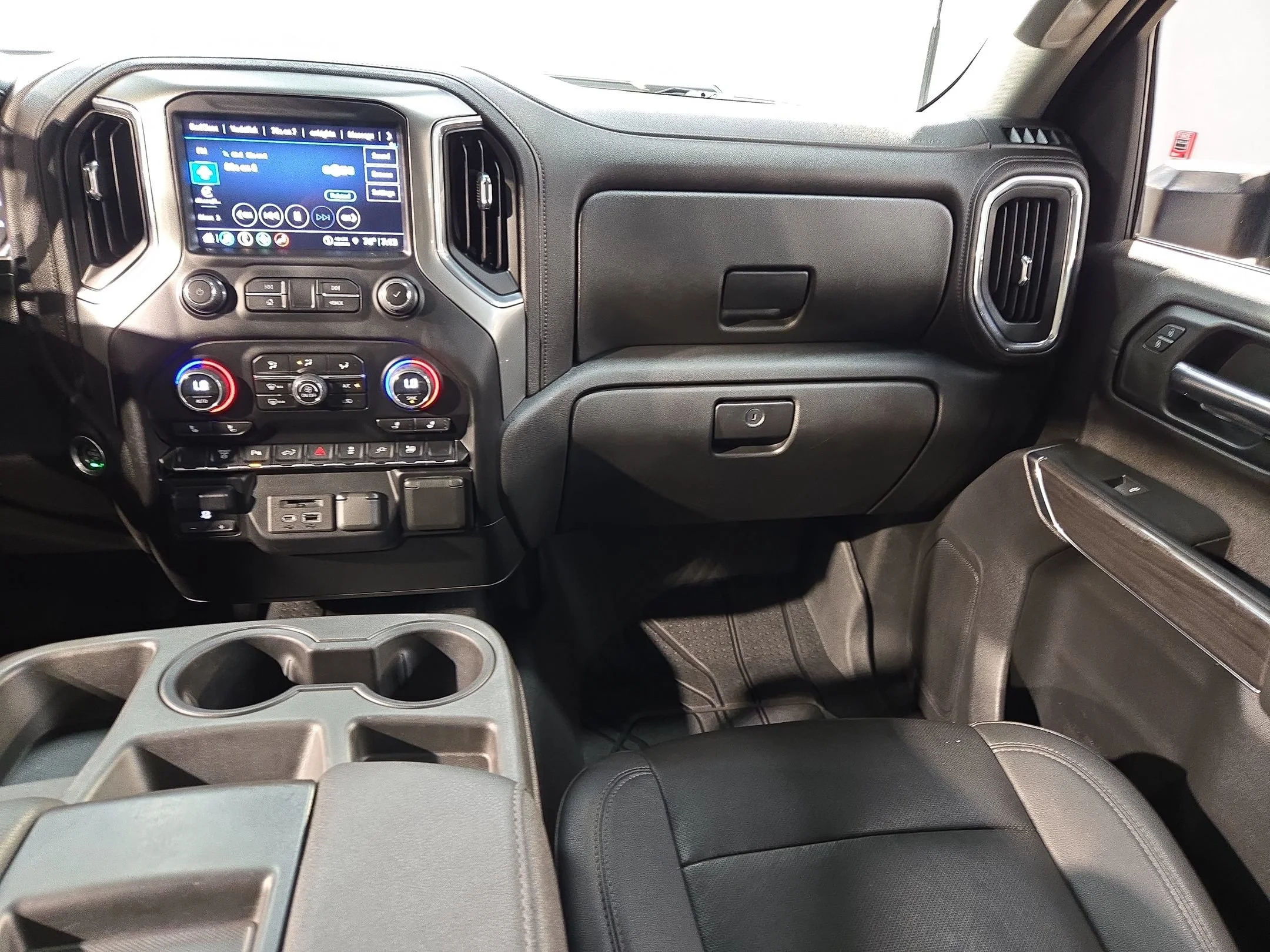 Used 2023 Summit White Chevrolet LTZ image 11