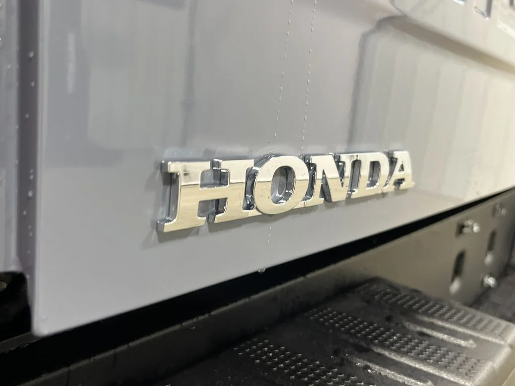 New 2026 Sonic Gray Pearl Honda RTL image 7