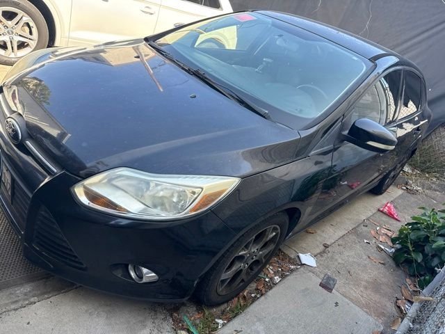 2014 Ford Focus Sedan SE's photo