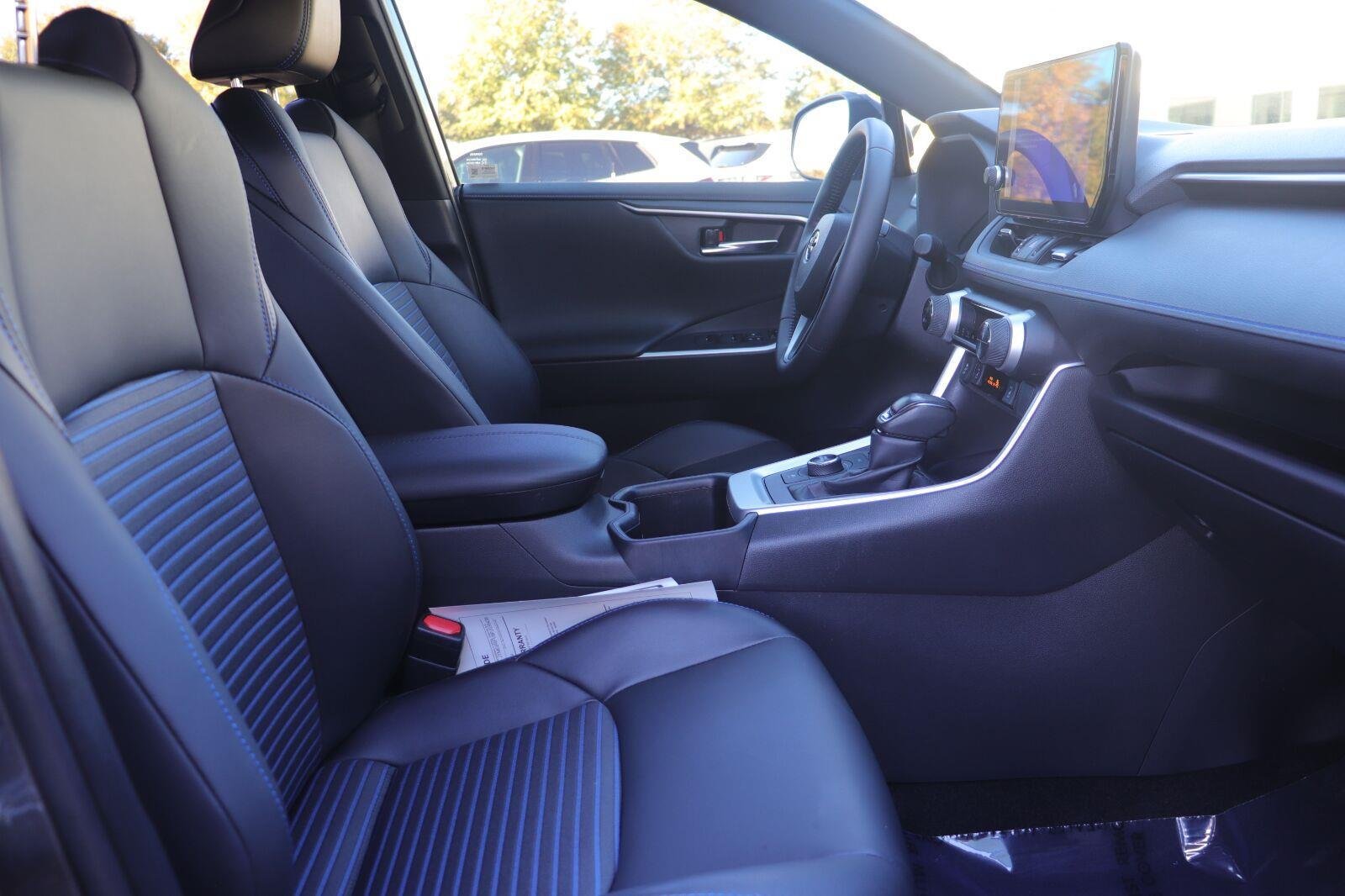 Used 2023 Silver Sky Metallic/Midnight Black Metallic Toyota XSE image 19