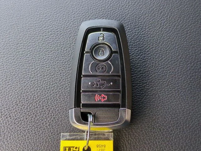 New 2026 Iconic Silver Metallic Ford XLT image 28