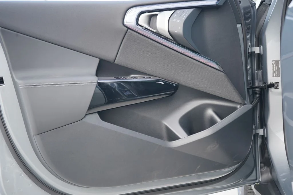 Used 2026 Gray BMW 30 xDrive image 8