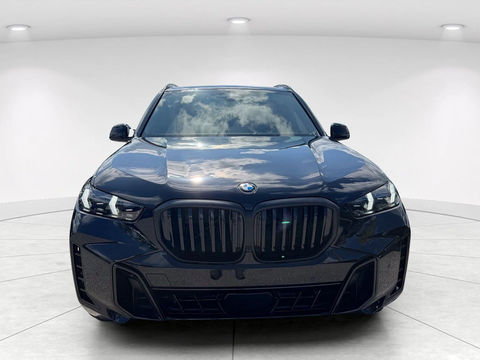 New 2026 Black Sapphire Metallic BMW xDrive40i image 2