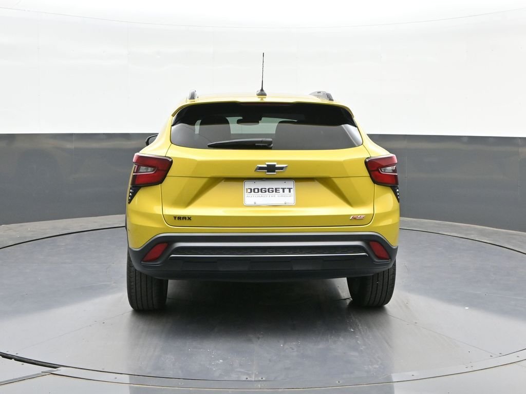 Used 2024 Yellow Chevrolet 2RS image 8