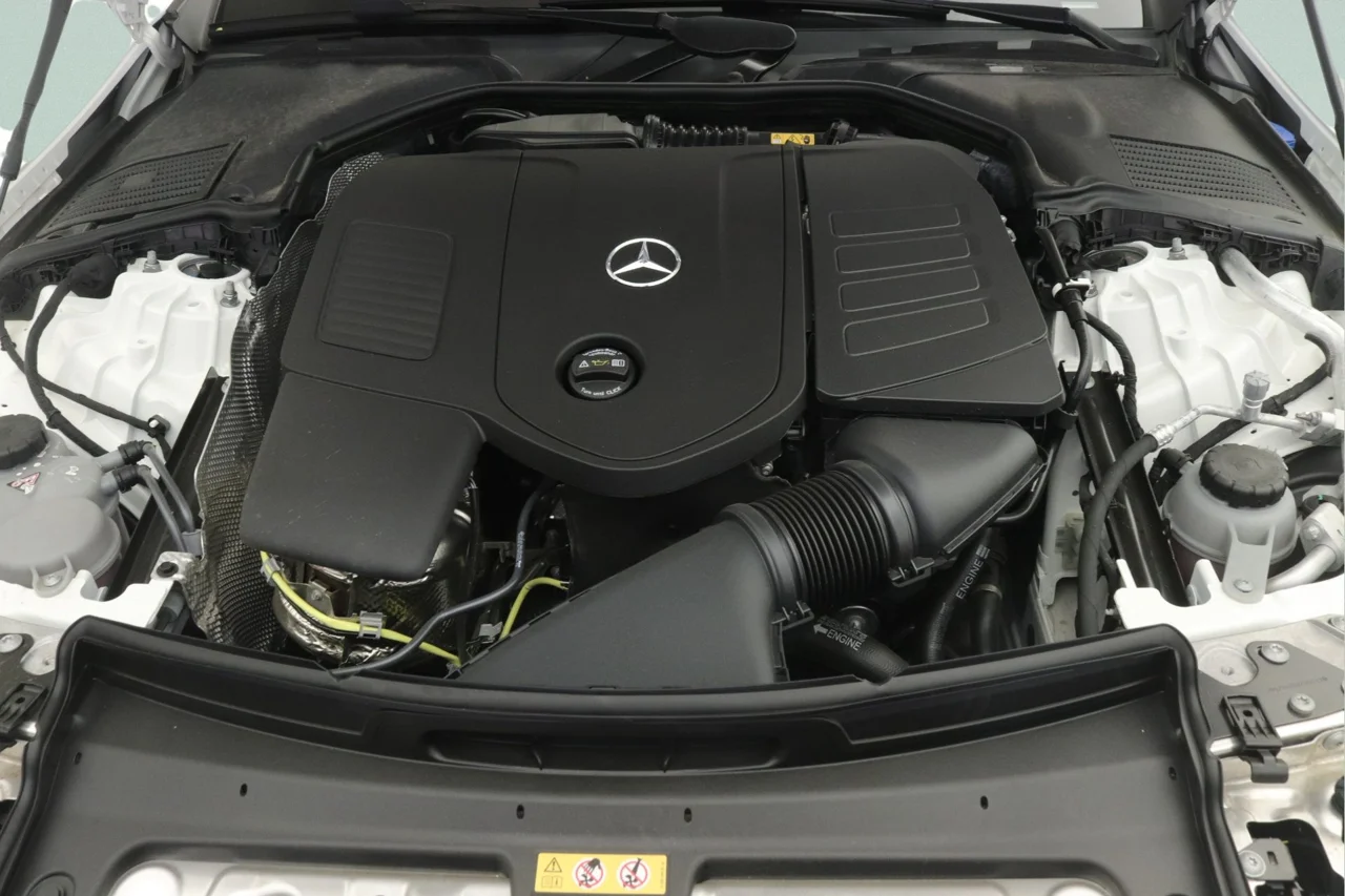 New 2026 Polar White Mercedes-Benz CLE 300 image 10