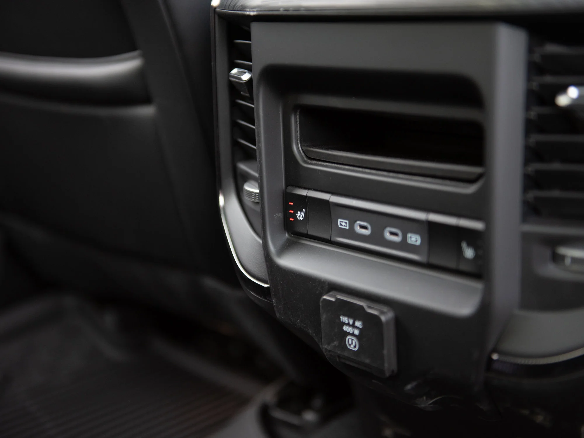 New 2026 Black RAM Sport* image 26