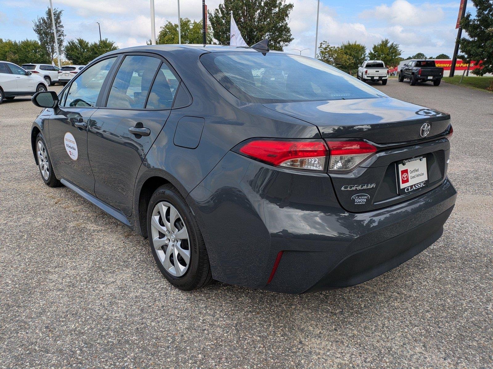 Used 2025  Toyota LE image 6