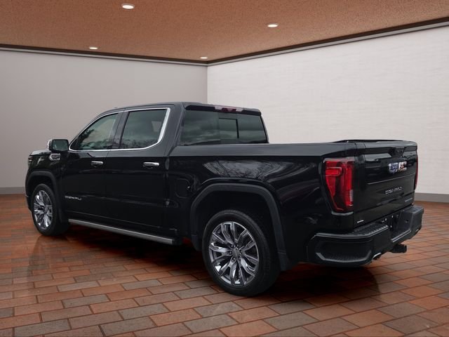 Used 2023 Onyx Black GMC Denali image 36