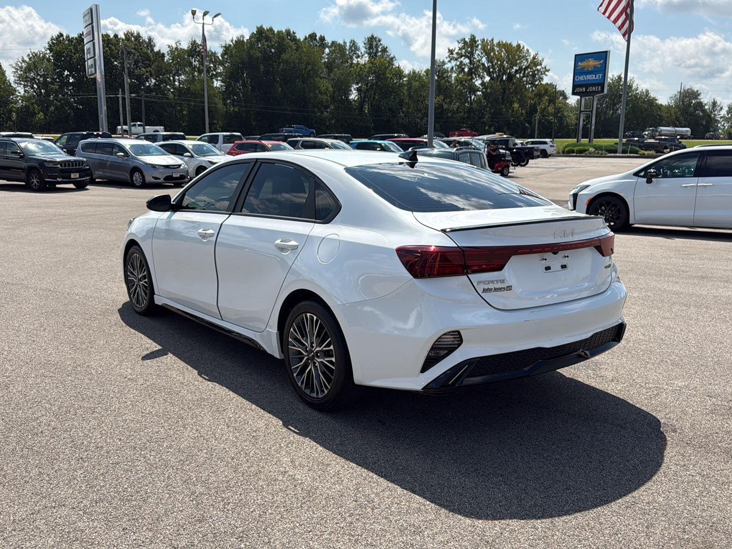 Used 2024 Snow White Pearl Kia GT-Line image 21