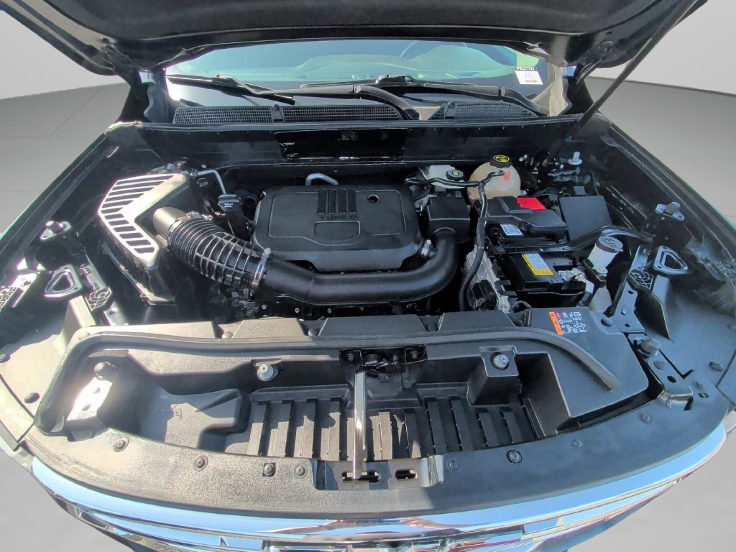 2023 GMC Acadia SLE - Photo 15