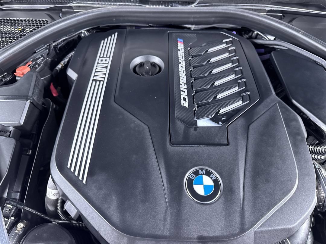 Used 2022 Arctic Race Blue Metallic BMW M440i xDrive image 28