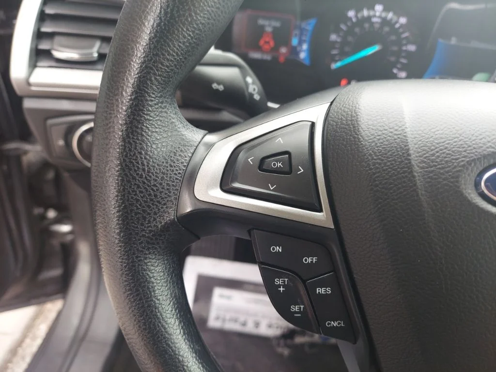 Certified Used 2018 Gray Ford S image 12