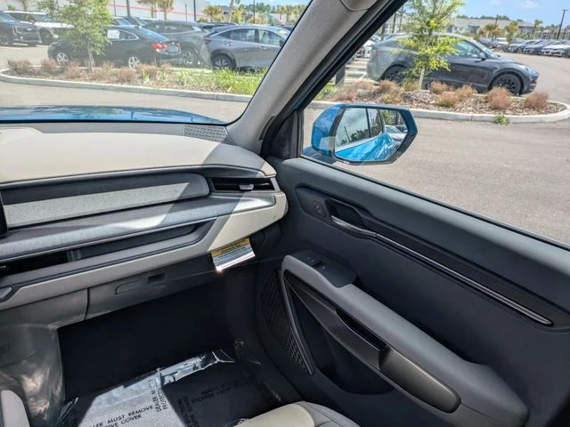 New 2026 Ocean Blue Kia Wind AWD image 19