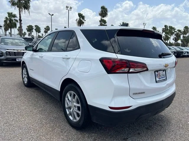 Used 2023 Summit White Chevrolet LS image 5