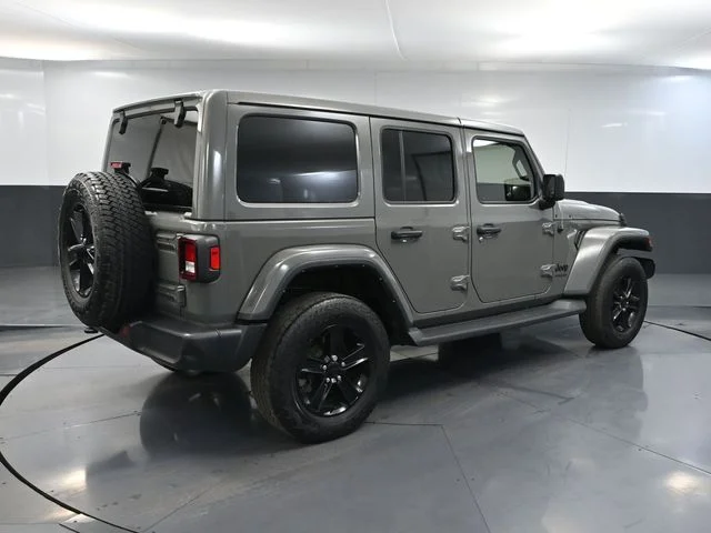 Certified Used 2022 Gray Jeep Unlimited Sahara Altitude image 6