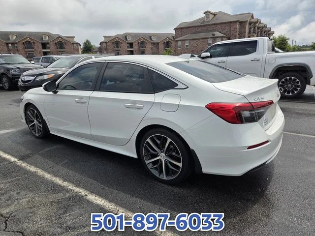 Used 2024  Honda Touring image 6