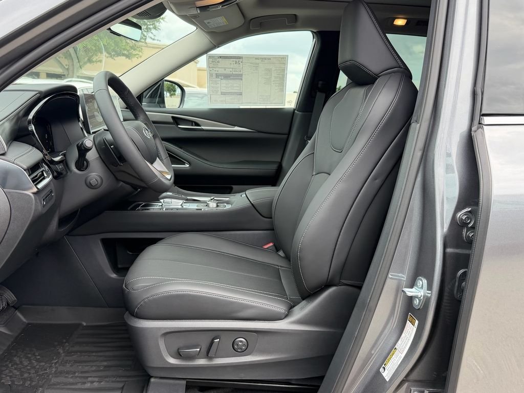 New 2027 GRAPHITE SHADOW INFINITI Luxe FWD image 12