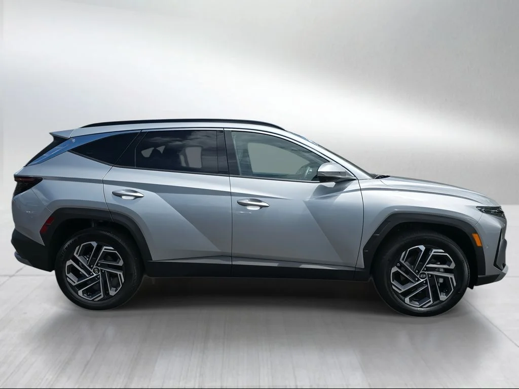 Used 2025 Shimmering Silver Hyundai Limited image 2
