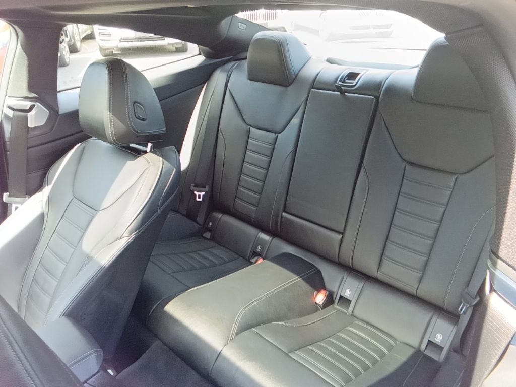 Used 2026 Black Sapphire Metallic BMW M440i xDrive image 22