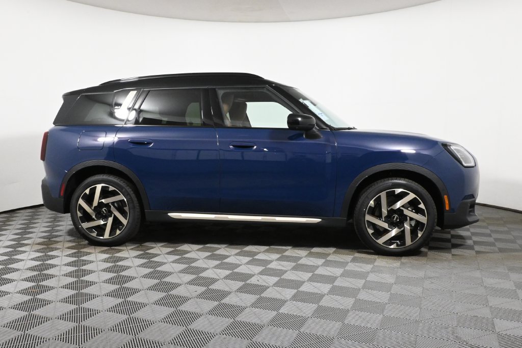 2026 MINI Countryman S - Photo 8