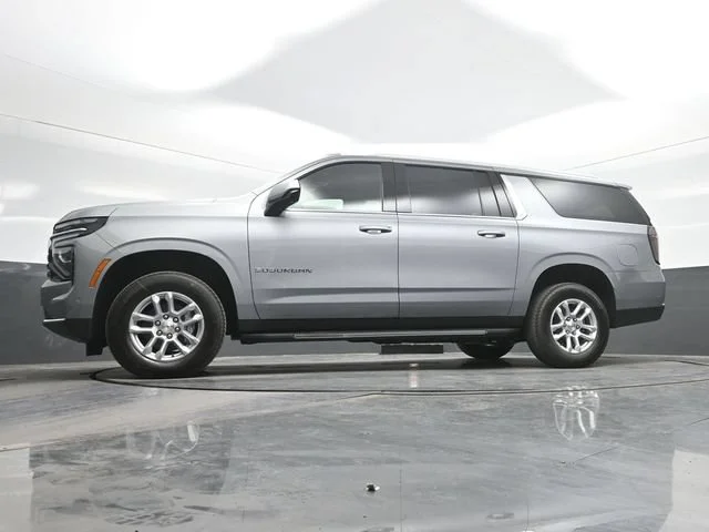 2026 Chevrolet Suburban LS - Photo 21