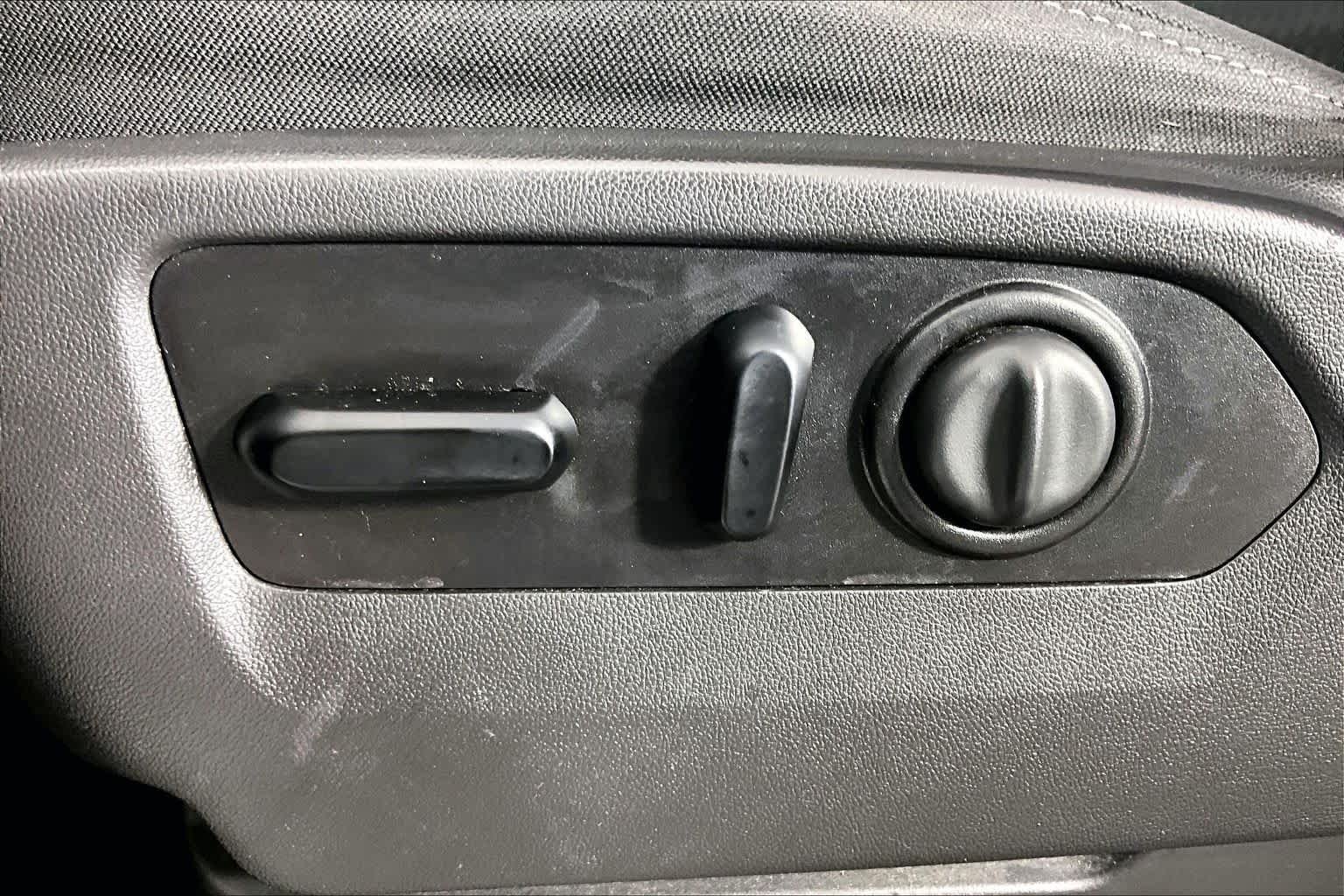 2021 Chevrolet Silverado 1500 RST - Photo 32